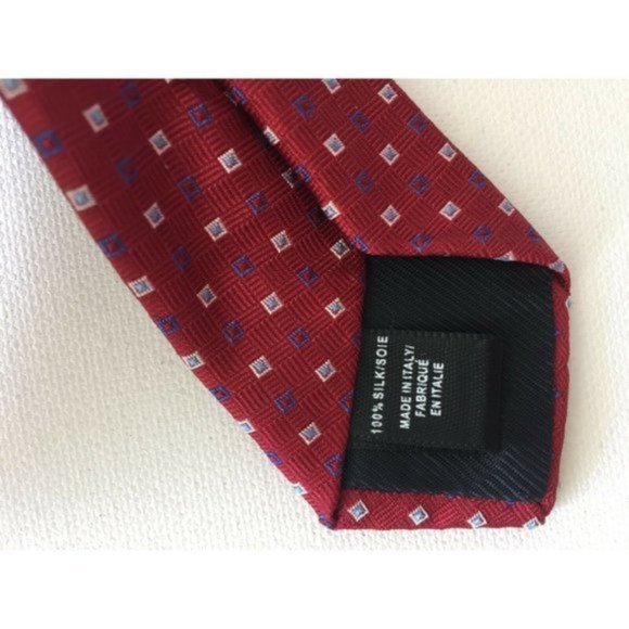SAKS FIFTH AVENUE SILK NECK TIE RED WITH BLUE WHITE SQUARES NECKTIE - Picture 4 of 6